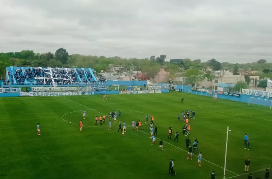 Villa San Carlos hizo delirar al Genacio: victoria agónica ante Arsenal