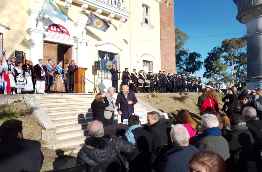Funcionarios y vecinos participaron de la celebración.