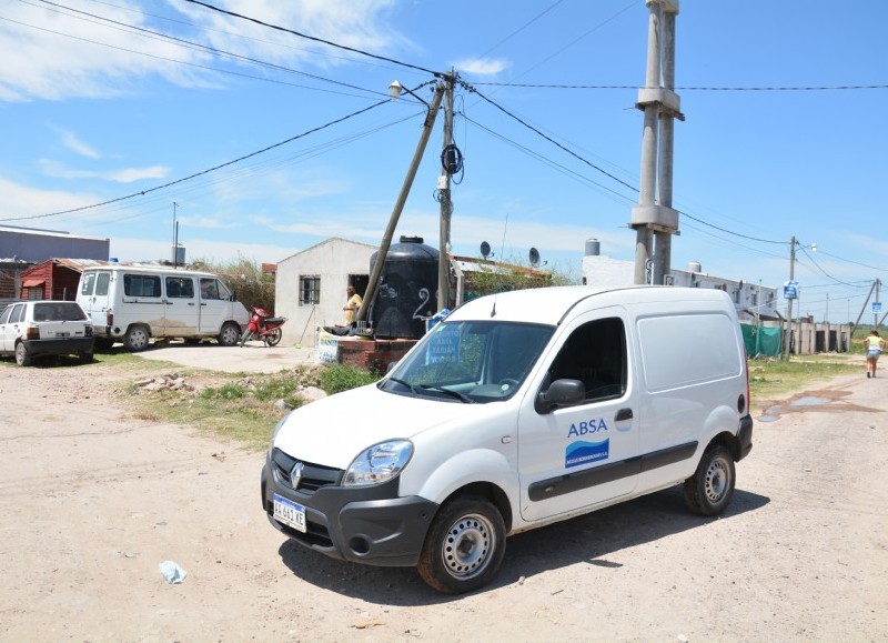 Instalaron tanque de 4 mil litros en 14 y 147.