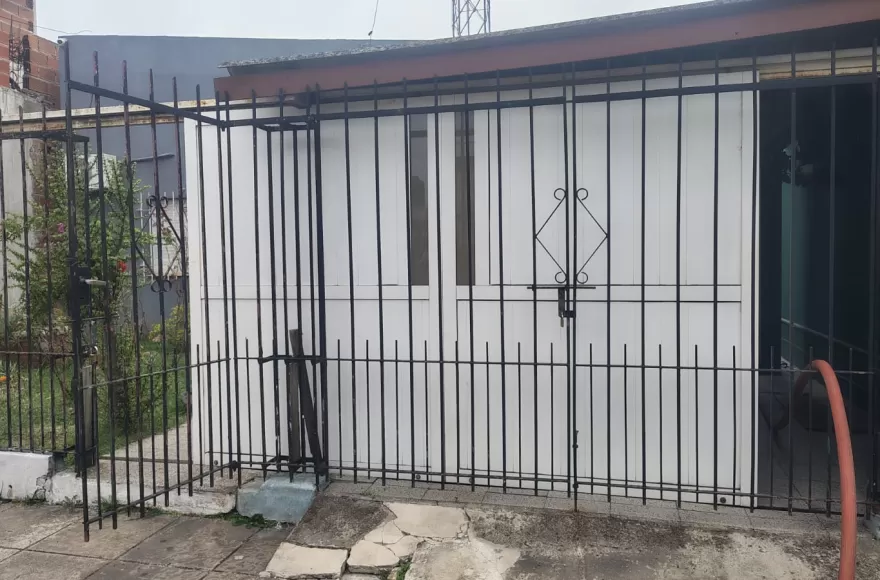 El frente de la casa.