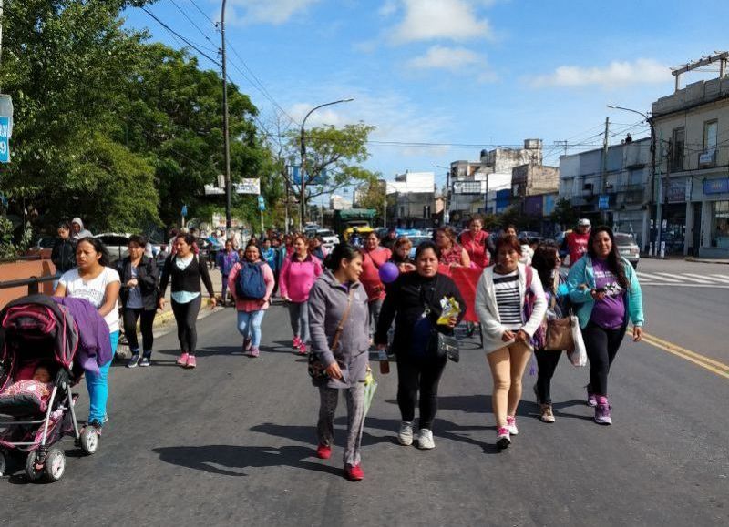 Mujeres en pie de lucha.