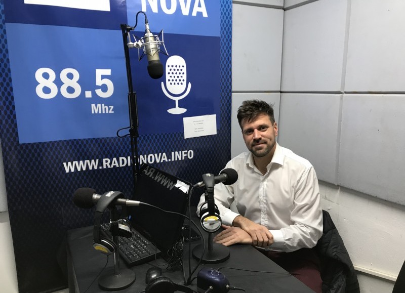 El coordinador de Colectividades y Políticas Migratorias, en el aire de BerissoCiudad en Radio.