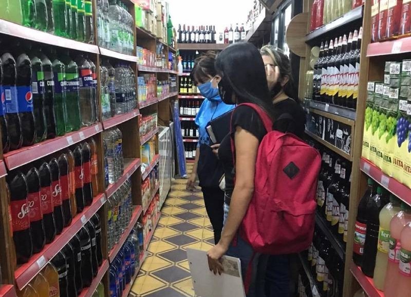 Recorrida por los comercios.