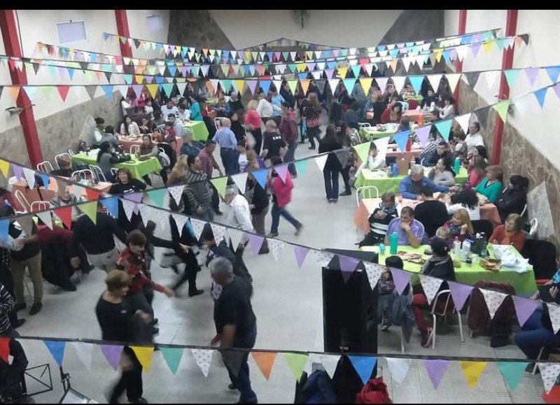 La cita es en el Club Almafuerte.