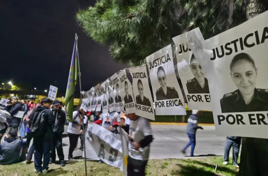 La convocatoria tuvo como objetivo mantener vigente el reclamo de esclarecimiento del caso.