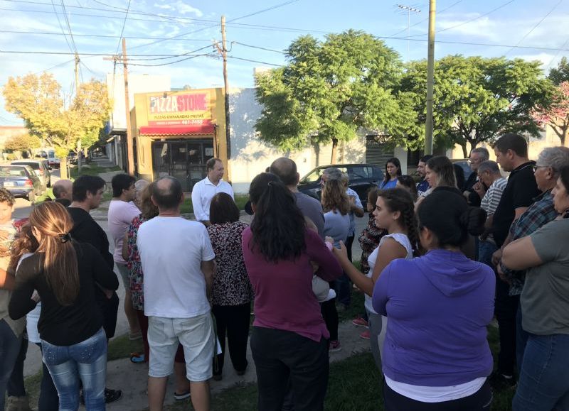 Reunión con las autoridades.