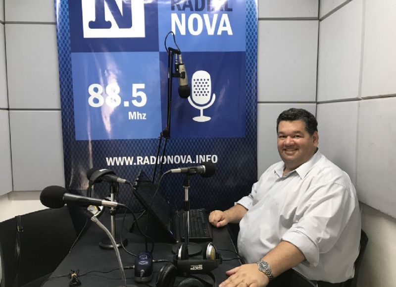 Jorge Nedela, en el aire de BerissoCiudad en Radio.
