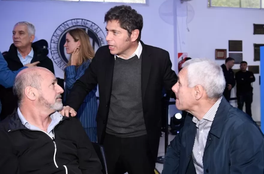 Secco y Cagliardi acompañaron a Kicillof.