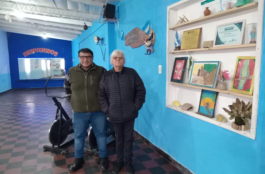 Carlos Cuevas y Miriam Santos, integrantes del Centro de Jubilados Volver al Carmen.