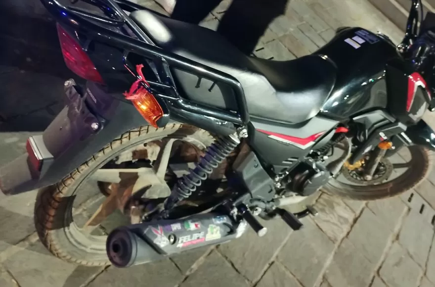 Los operativos dieron como resultado el secuestro de dos automóviles y 17 motocicletas.
