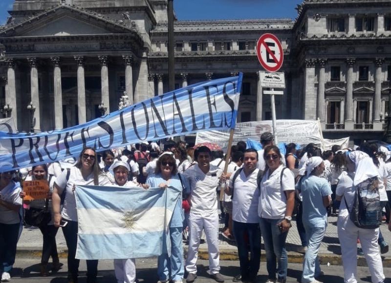 Manifestación en rechazo al ninguneo de Cambiemos.