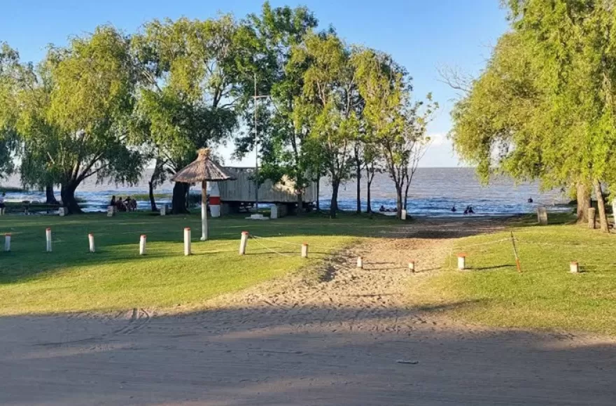 Las playas de Berisso contemplan 22 kilómetros de costa.