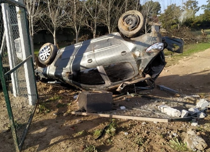 Así quedó el Peugeot 207.