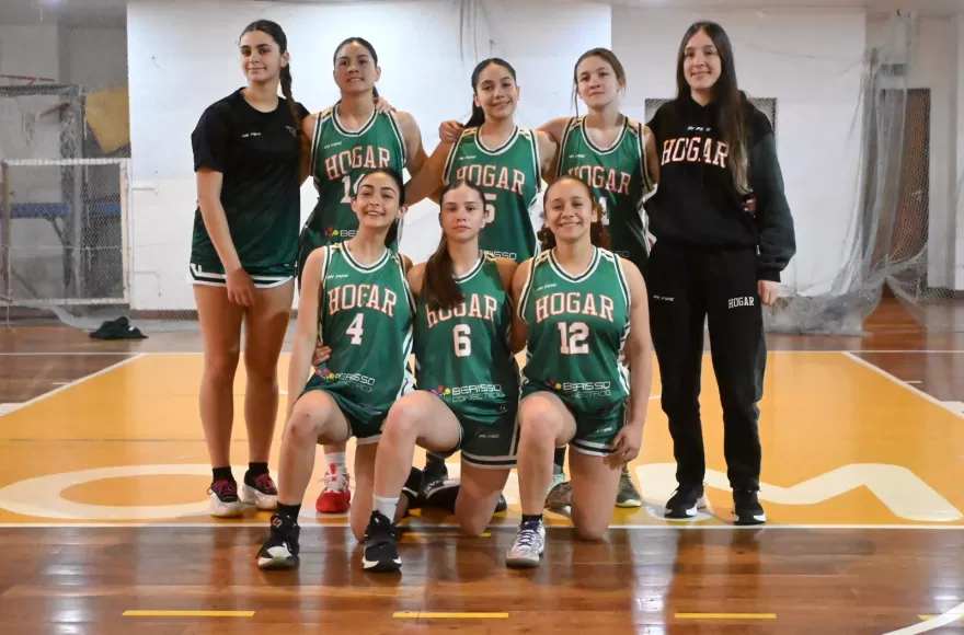 Triunfo de la Sub-15 de Hogar Social.