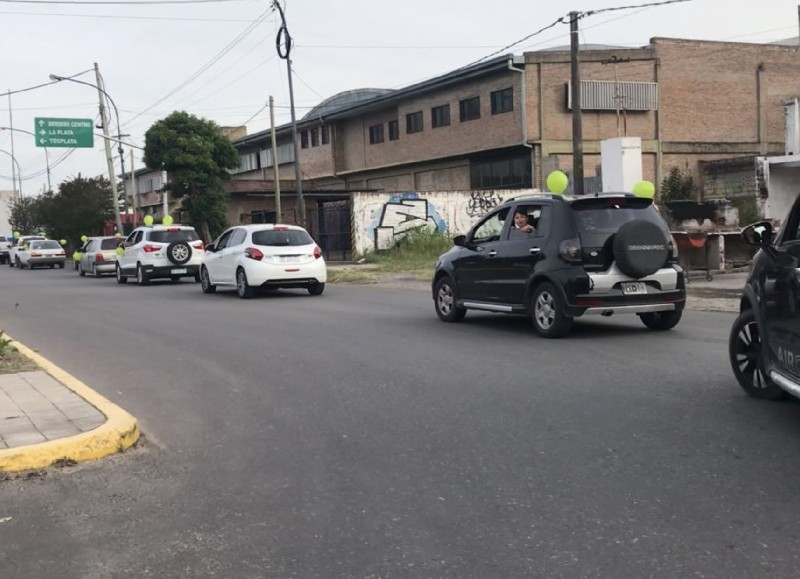 El entusiasmo se contagió a vecinos y transeúntes.