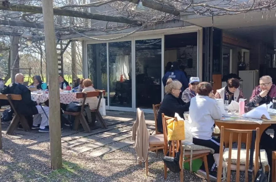 La propuesta reunió a jubilados y jubiladas de distintos barrios.