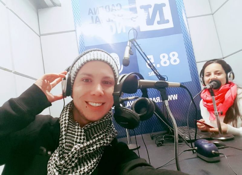 Jonatan Mariani, en el aire de BerissoCiudad en Radio.