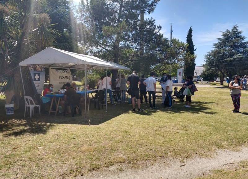 Actividad conjunta del Municipio y el Hospital Larraín.