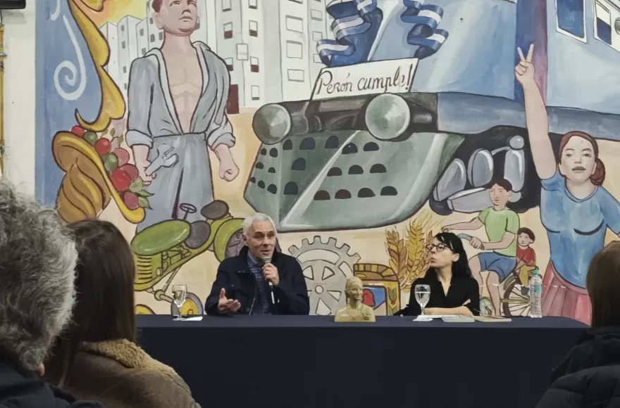 Julia Rosemberg y Fabián Cagliardi encabezaron la presentación.