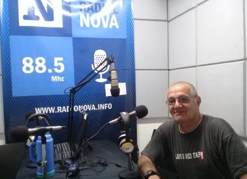 Hugo Banderas en el aire de BerissoCiudad en Radio.