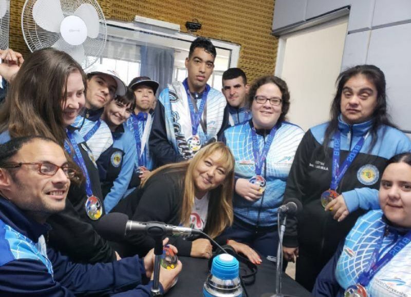 Irene Domínguez y los chicos.