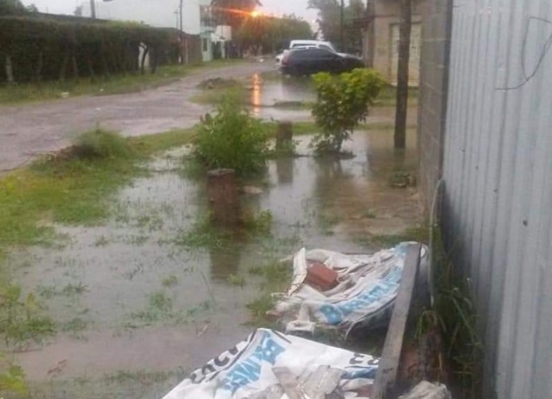 Decenas de calles anegadas.