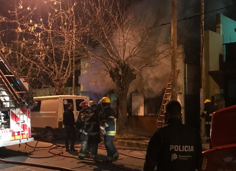 Al lugar concurrió personal de Bomberos y del SAME.