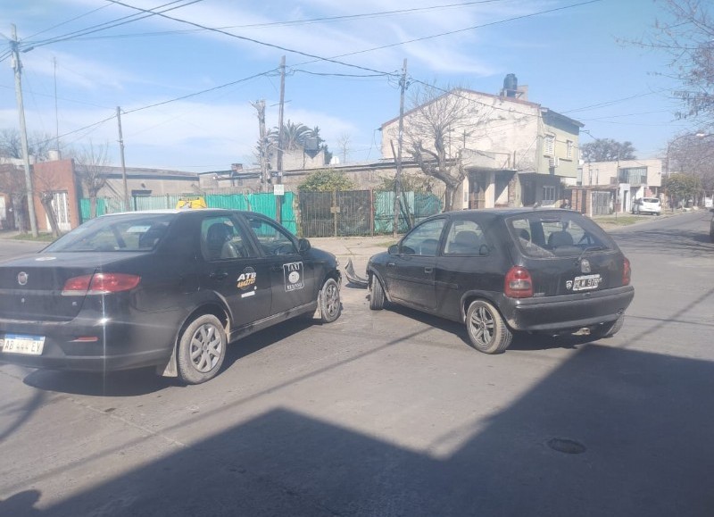 Los vehículos involucrados.
