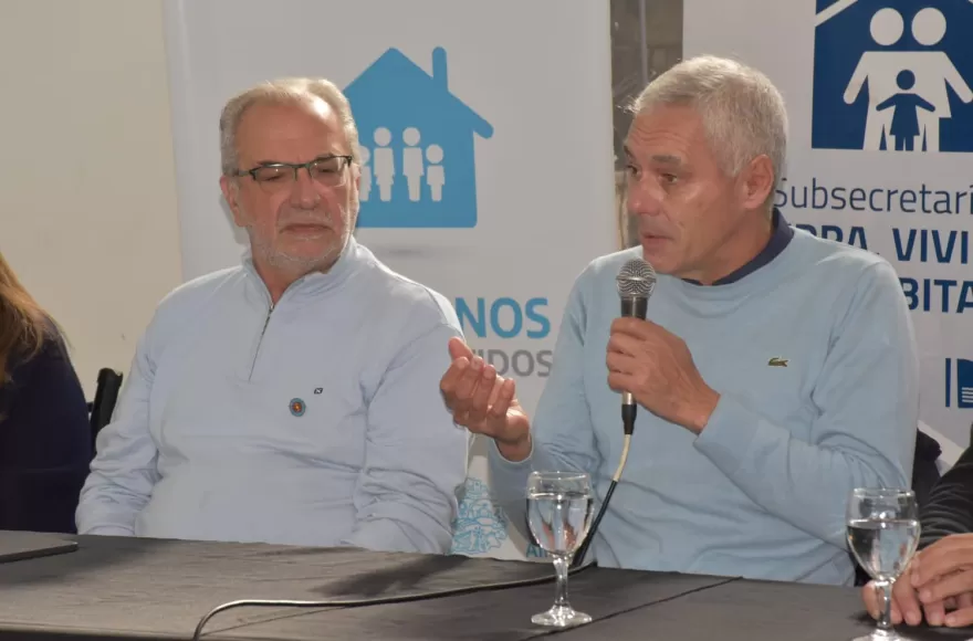 Las entregas corresponden al programa de Regularización Dominial en el marco de la Ley 24.374