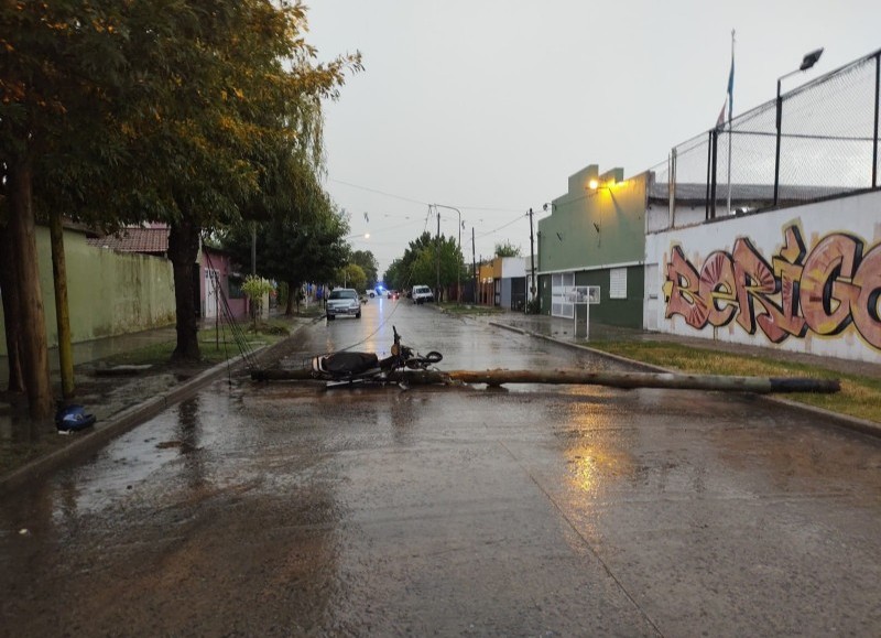 Alcanzó a un moto que transitaba por calle 152 norte.