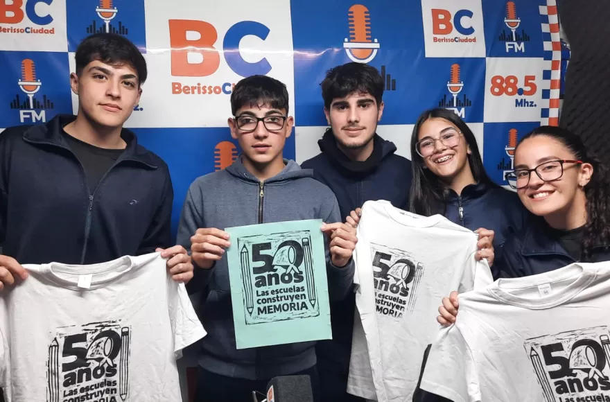 Jóvenes del Parroquial participaron de un encuentro sobre los 50 años del golpe y La Noche de los Lápices