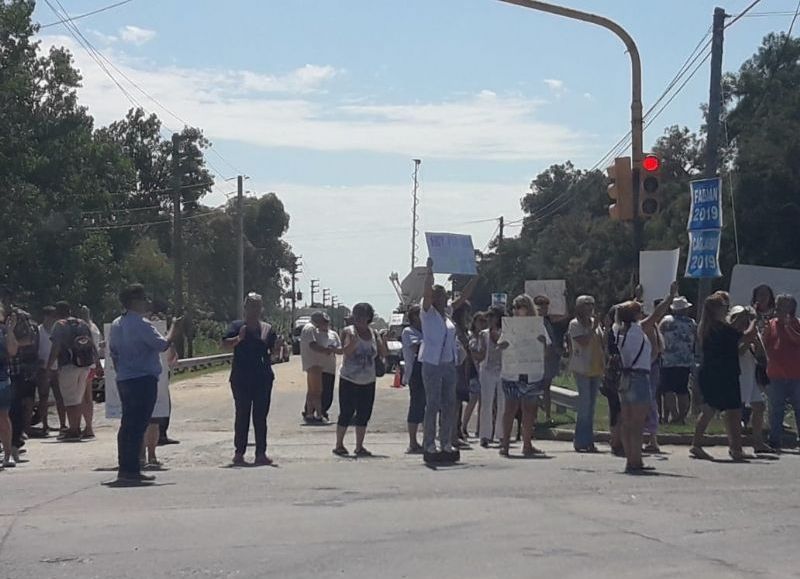 Manifestación en defensa de la salita de Villa Zula.