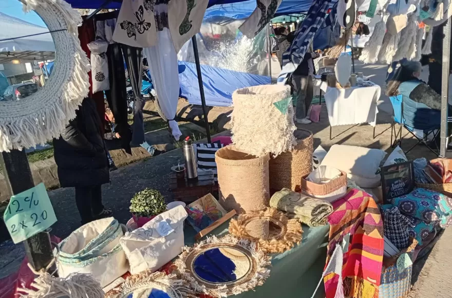 La feria del Barrio Banco Provincia crece: 76 emprendedores y otras 40 familias esperan un lugar