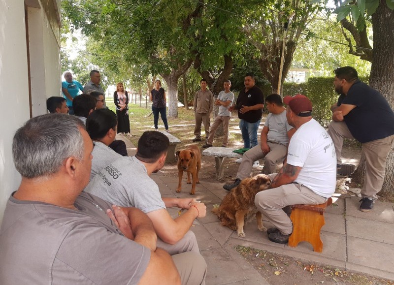 Una postal de la asamblea.