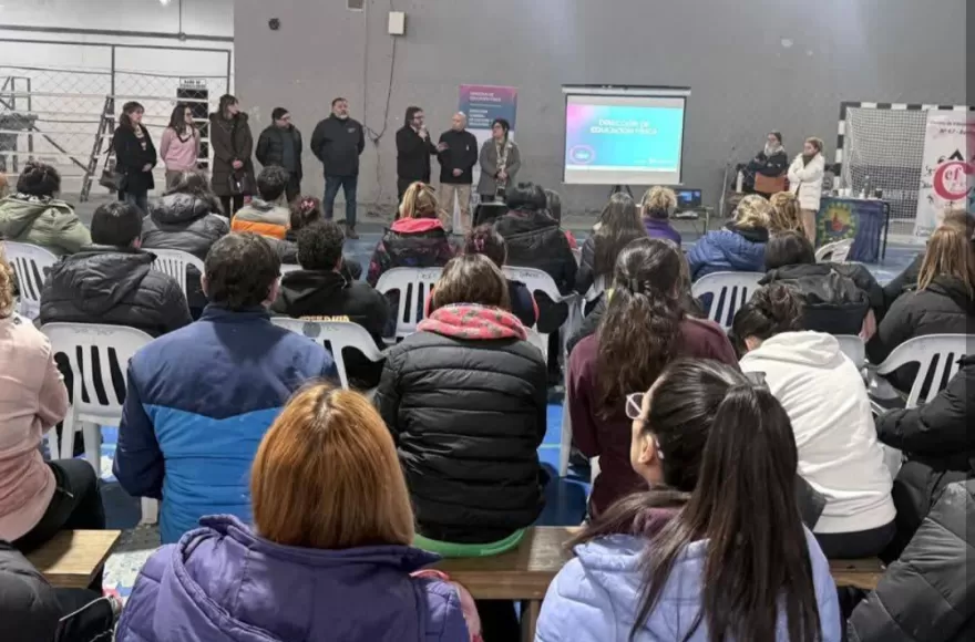 La actividad tuvo lugar en el Gimnasio Municipal Mariano Freire.