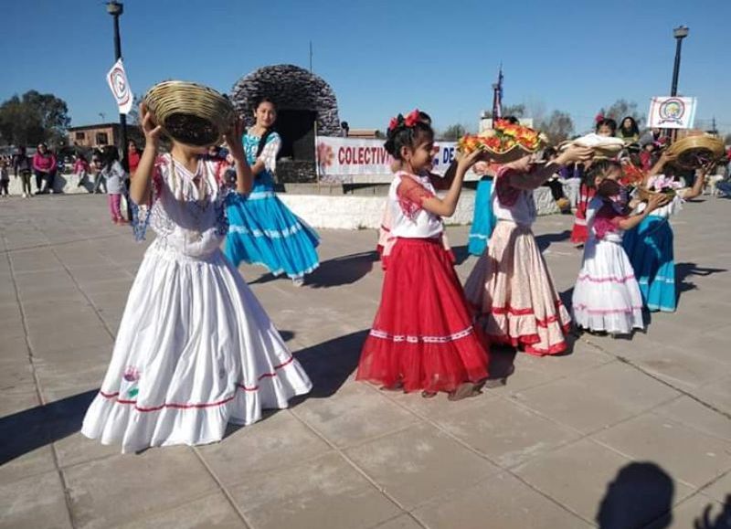 Jornada de celebración en la Plaza San Cayetano.