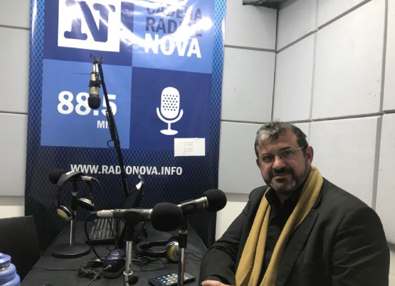 Carlos Lozano, en el aire de BerissoCiudad en Radio.