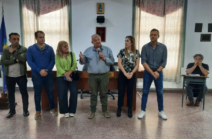 Se declaró de Interés Legislativo la presentación del libro “Perdido en otoño”, de Julio Coronel.