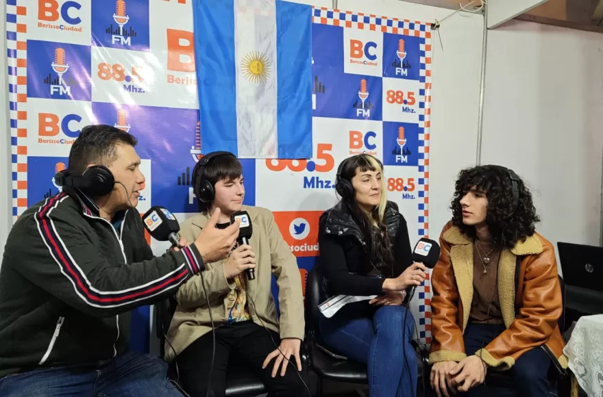 Julián Soliz y Santo Reyes dialogaron con FM Berisso Ciudad.