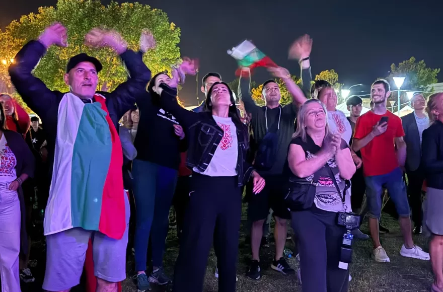 Desde Bulgaria, The Fondation le dio un calor especial a la jornada.