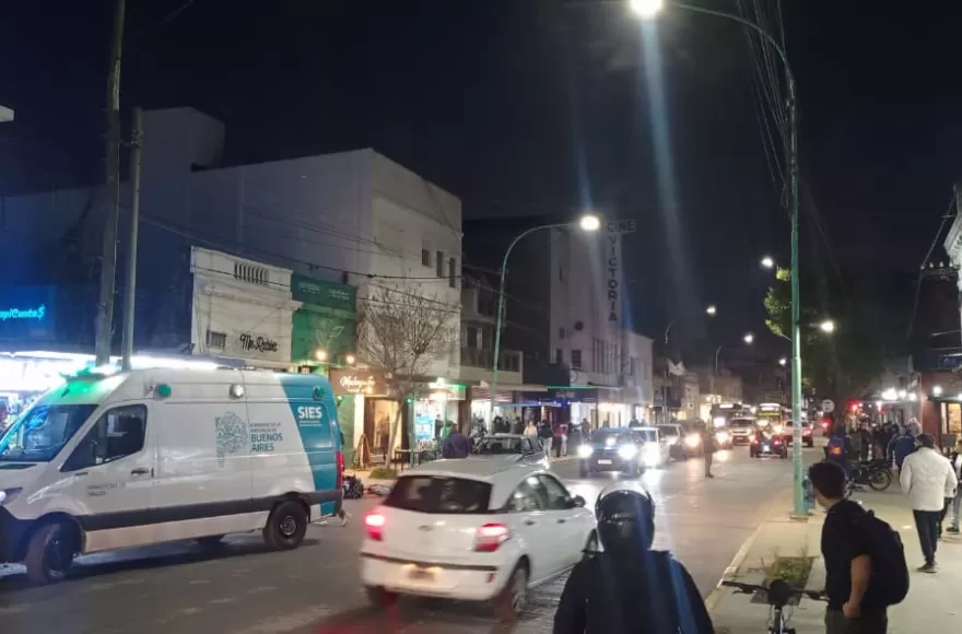 Al lugar arribó una ambulancia del SAME.