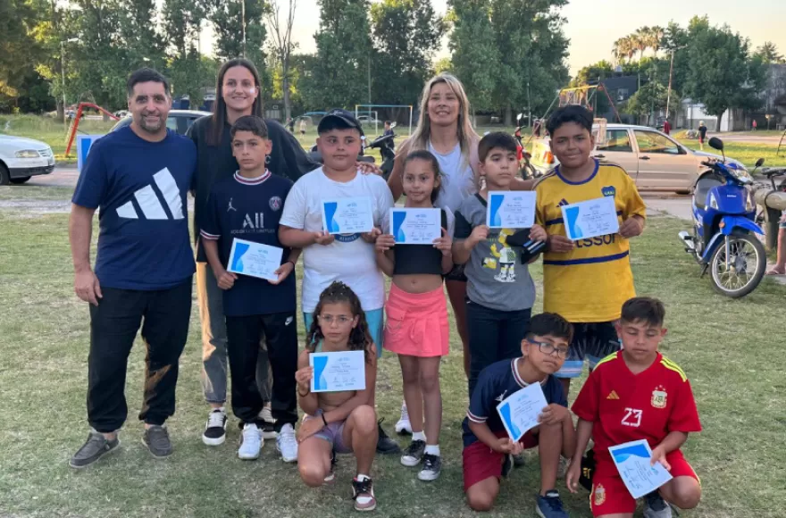 Durante la ceremonia se reconocieron a las escuelas.