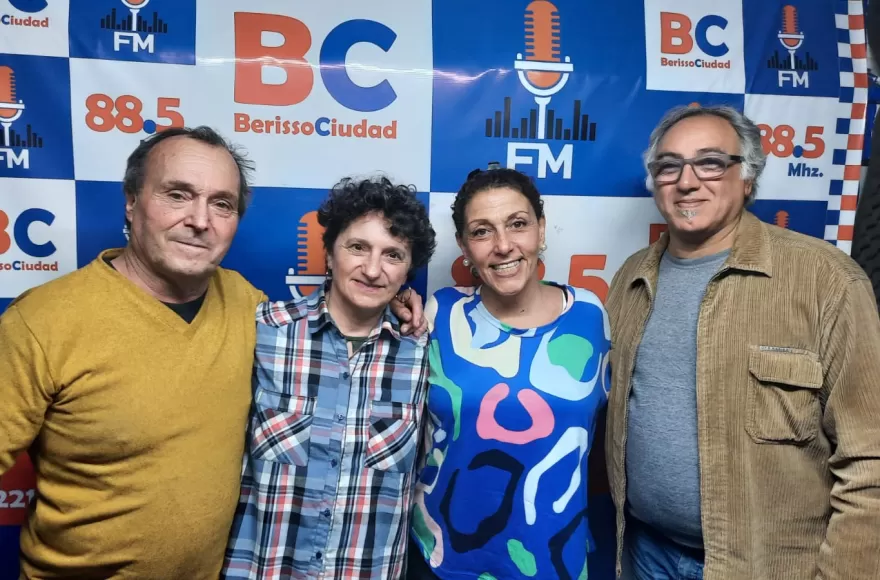 Integrantes de Teatro Leído Berisso.