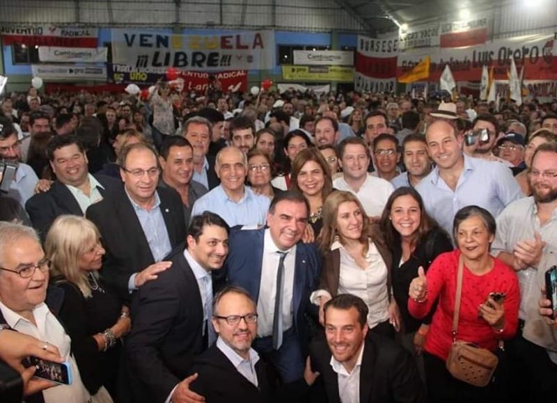 Presencia berissense en el lanzamiento de otro mediático macrista: Luis Otero.