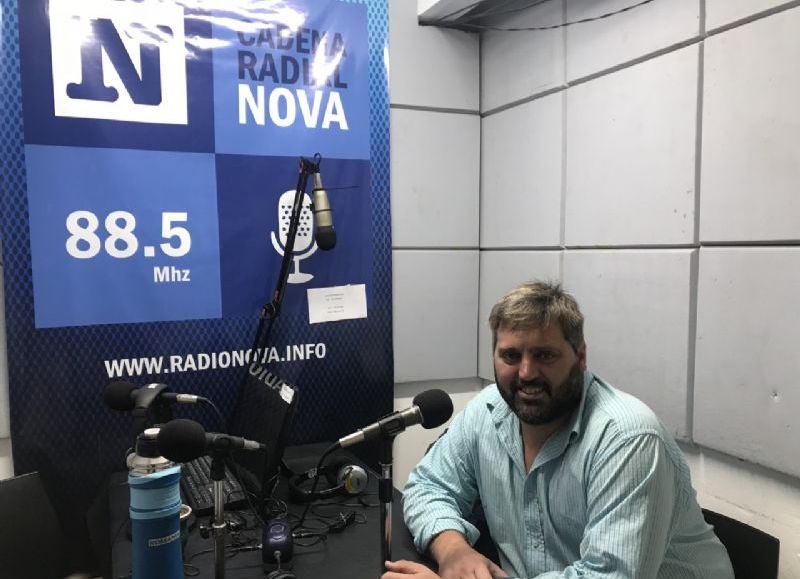 Gabriel Kondratzky, en el aire de BerissoCiudad en Radio.