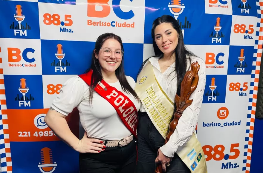 Micaela y Lorena, de la colectividad polaca y italiana, respectivamente.