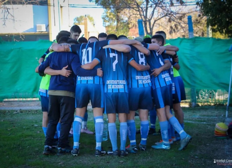 Sólo el Uni pudo ganar.