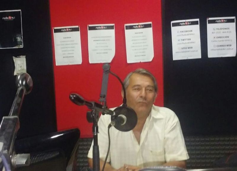 Juan Enrique, en el aire de 'BerissoCiudad en Radio'.
