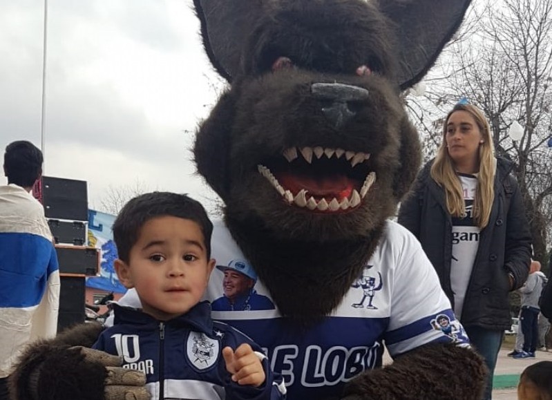 El Lobo no faltó a la cita.