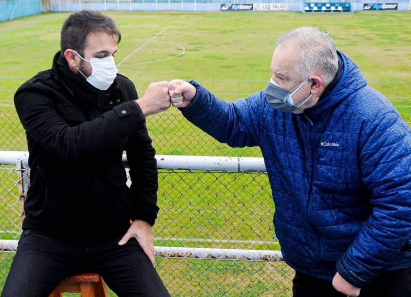 Pasaje de mando. Juan Manuel Córdoba y Juan Carlos Tocci.